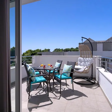 Apartment Fio - *